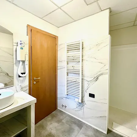 Leonardo Hotel 3*
