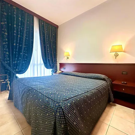 Leonardo Hotel 3*