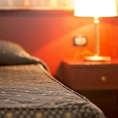 Hotel Leonardo 3*