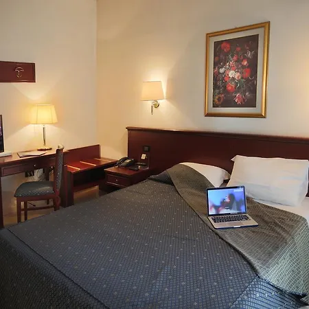 Hotel Leonardo