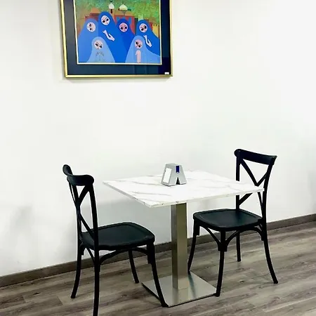 Leonardo فندق بريشا
